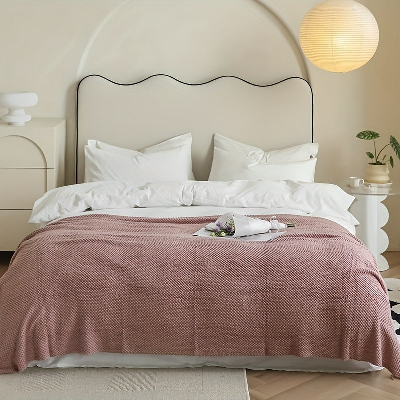 One Throw Blanket with Fringes And Tassels, Perfect for a Sofa, Bed, Or Hotel Use, Offering a Soft And Cozy Decorative Touch