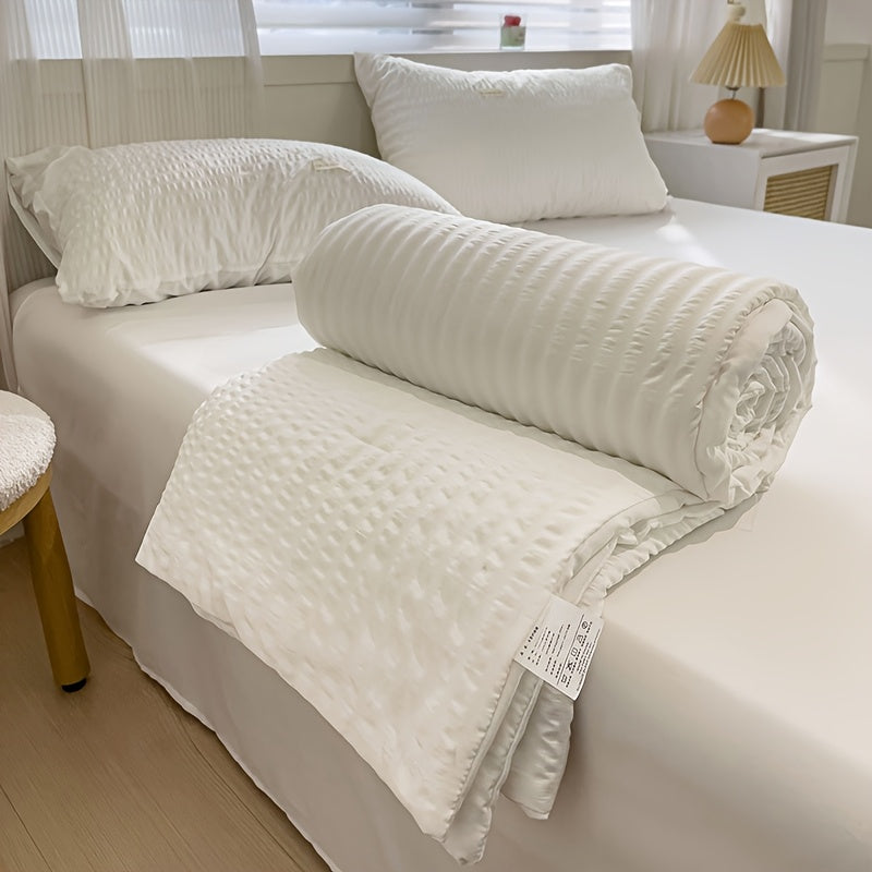 Cooling Blanket for Hot Sleepers In Summer Thin Quilt Super Soft Breathable And Heat Absorbing for Summer Suitable for Warm Weather Relief Cool Quilt Bedroom Comfort Cool Quilt Breathable Bed Blanket (quilt*1 Without Pillowcase And Without Sheets)